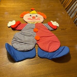 Child’s Soft Wall Decor